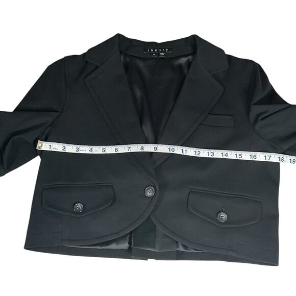 Theory Black Cropped Blazer Size Medium – Y2K Minimalist Stretch Jacket Pockets - Picture 5 of 10